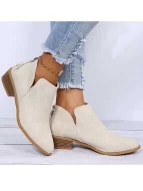 NWT Women's Cream Ankle Booties with Side Zip Cutout